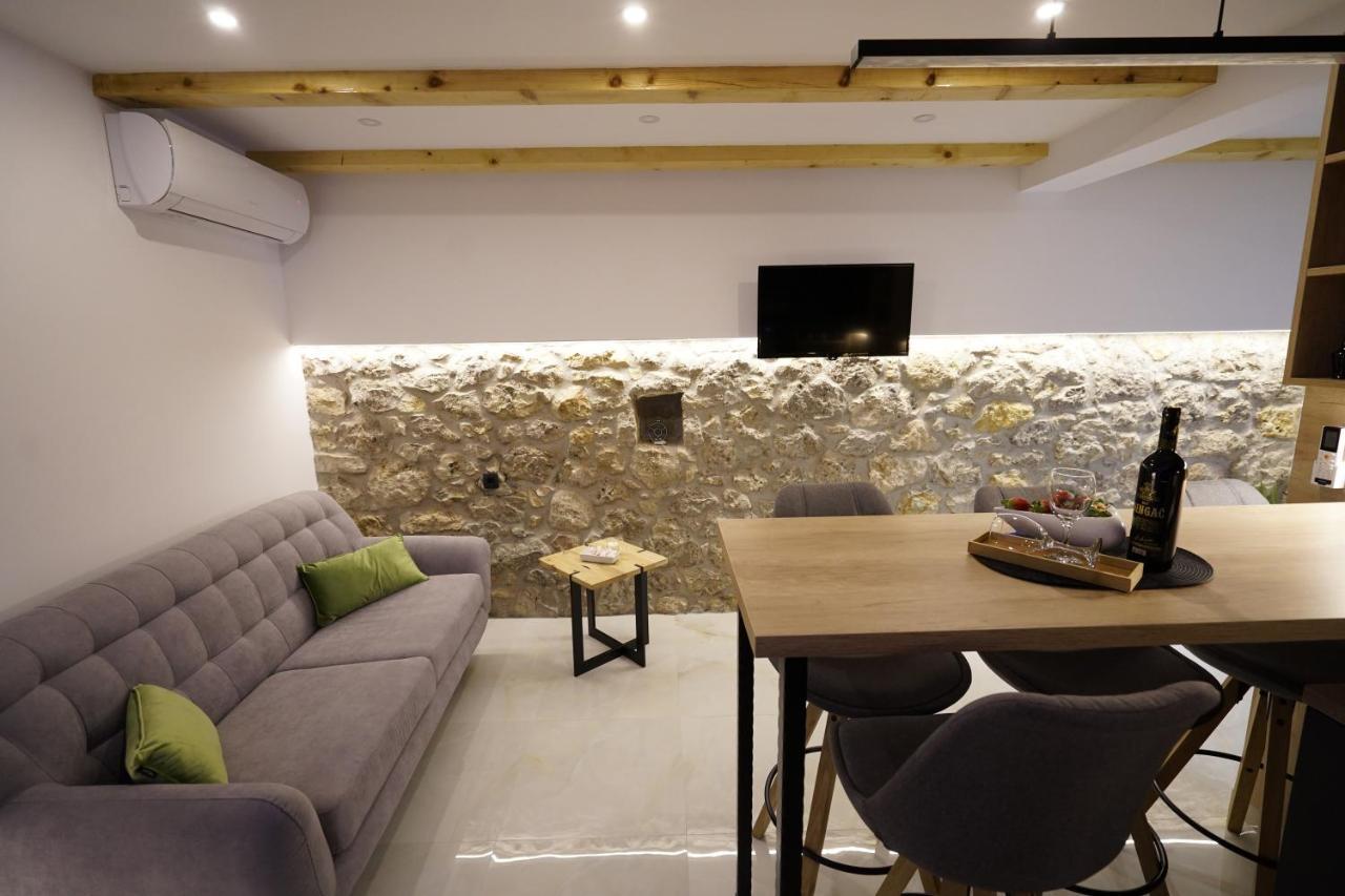 Apartment Ispod Ure سيني المظهر الخارجي الصورة